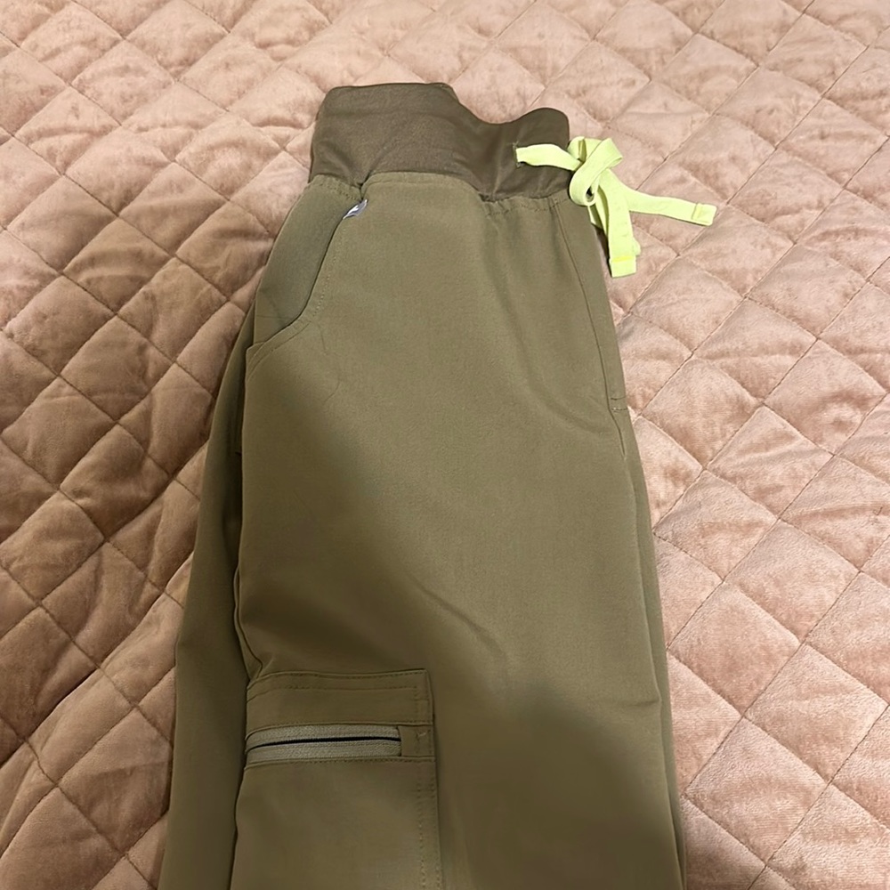 Figs jogger pant